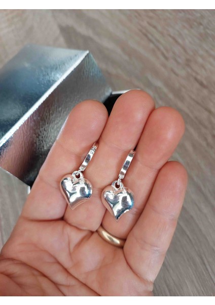 925 Ayar Kalp Sallantılı Küpe fırsatları