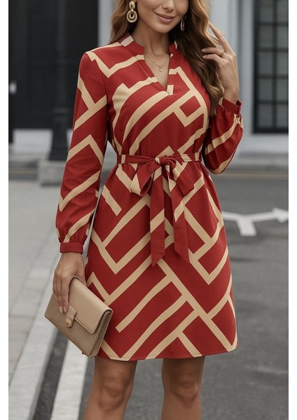 Kadın Uzun Kollu V Yakalı Desenli Belinde Kuşaklı Dalgıç Elbise modelleri