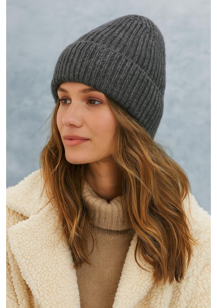 Kadın Trend Bere Füme Kışlık Şapka modelleri