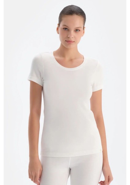 500 Kadın Kısa Kollu O Yaka Termal Üst Içlik-Ekru fiyatları