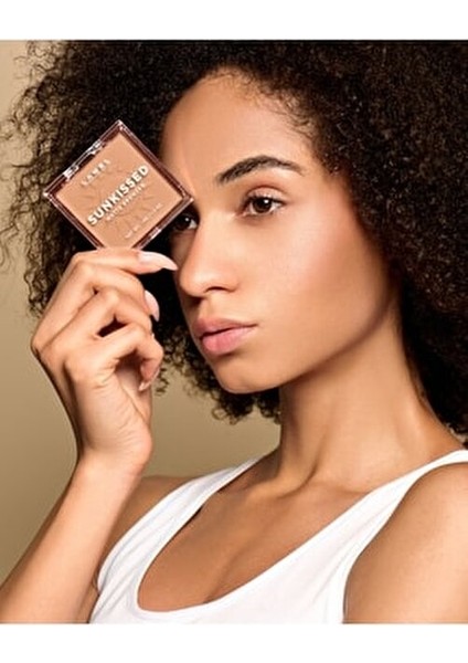 Sunkissed Matte Bronzlaştırıcı Pudra Doğal Bronz Görünüm 401 Renk 10 g