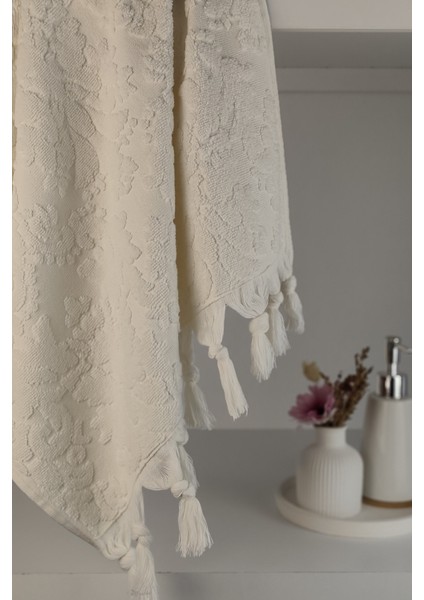 Otantik Saçaklı El Havlusu - Krem