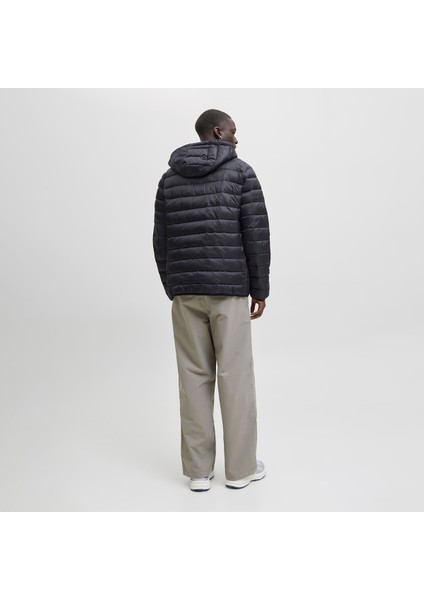 Jack&jones Bradley Light Puffer Hood Erkek Siyah Kapüşonlu Mont fırsatları