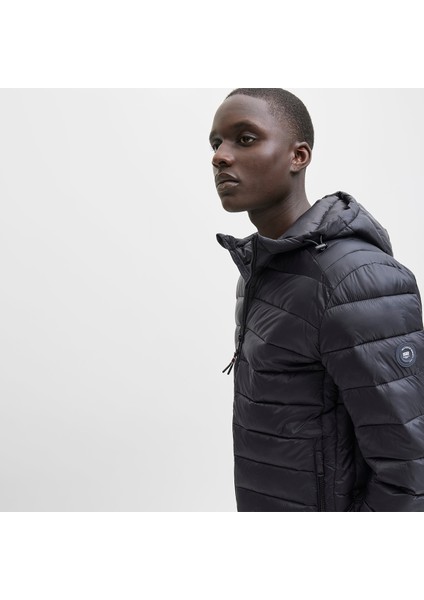 Jack&jones Bradley Light Puffer Hood Erkek Siyah Kapüşonlu Mont indirimleri