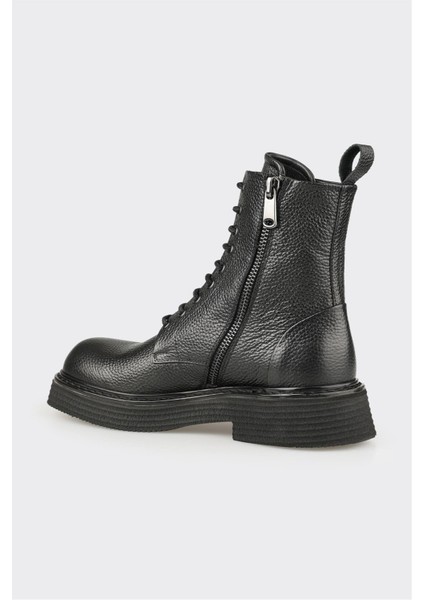 Siyah Deri Erkek Günlük Bot modelleri