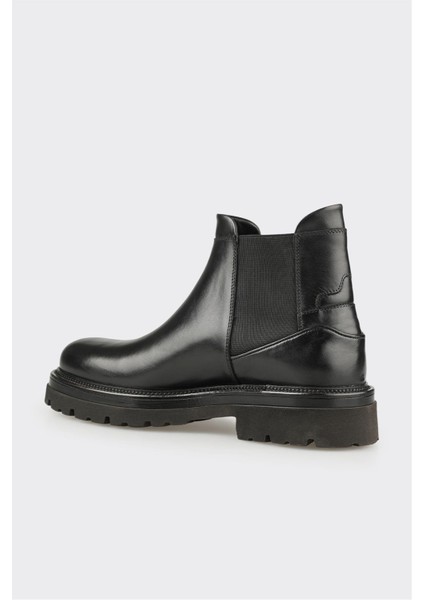 Siyah Deri Erkek Günlük Bot modelleri