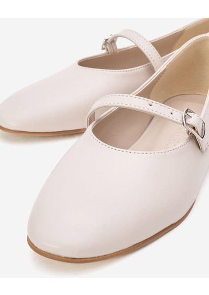 Kadın Kemerli Babet Ten Cilt modelleri