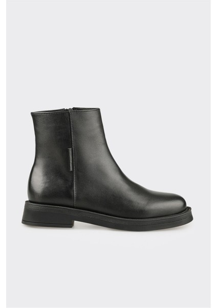 Siyah Deri Kadın Günlük Bot