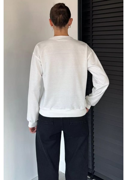 Kadın Bisiklet Yaka Kalp Ritim Baskılı Sweatshirt P-00018831 fırsatları