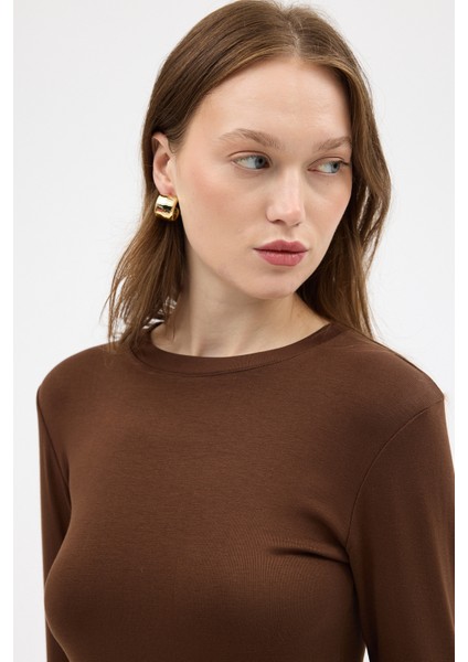 Kahve Premium/Viskoz Yumuşak Kumaşlı Parmak Geçmeli Crop Bluz 8162A indirimleri