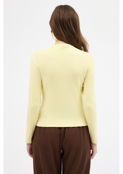 Sarı Yarım Boğaz Uzun Kollu Body 2069