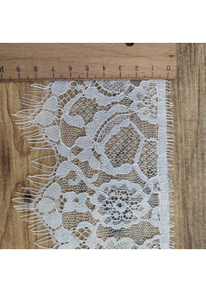 Sakallı Dantel (Kod A197) Eni 9 cm Boy 1 Adet 3 Metre Beyaz fırsatları