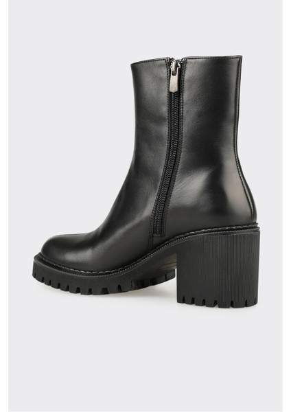 Siyah Deri Kadın Günlük Bot modelleri