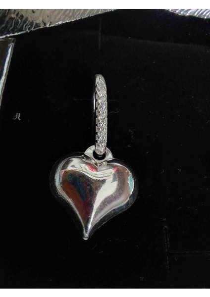 Zirkon Taşlı Kalp Sallantılı 925 Ayar Küpe modelleri