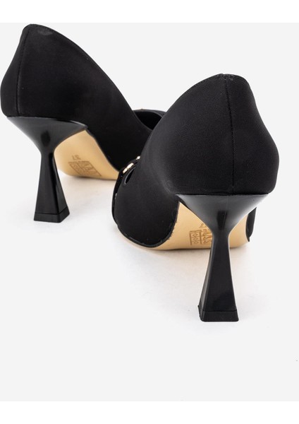 Kadın Ön Aksessuarlı Topuklu Ayakkabı; Siyah Cilt fırsatları