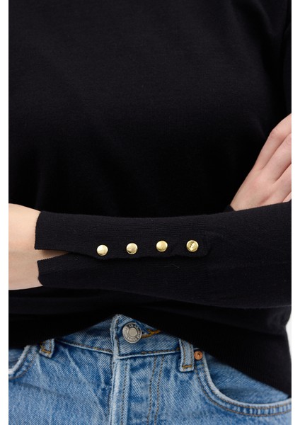 Siyah Bisiklet Yaka Kol Düğmeli Kadın Triko Kazak 2455