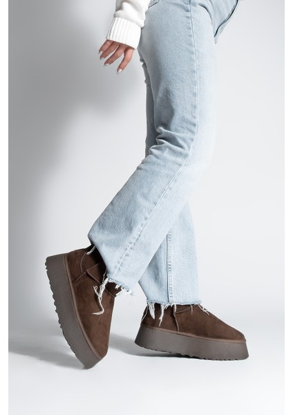 Kadın Kalın Taban İçi Kürklü Yarım Bot Tefis Kahve Süet fırsatları