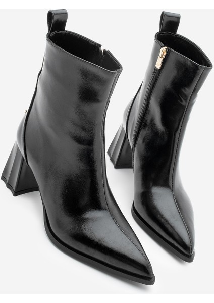 Kadın Sivri Burun Kalın Ökçe Topuklu Bot Esvon Siyah