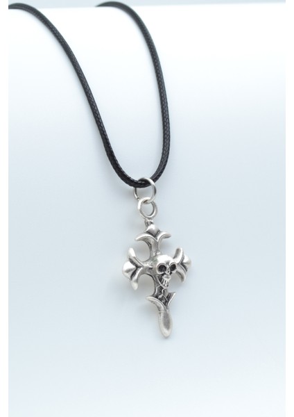 Kuru Kafa Haç Gümüş Kaplama Deri İp Kolye