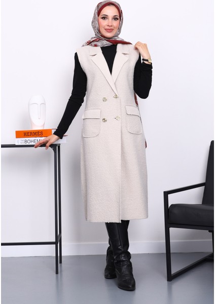 Taş Düğmeli Uzun Buklet Yelek