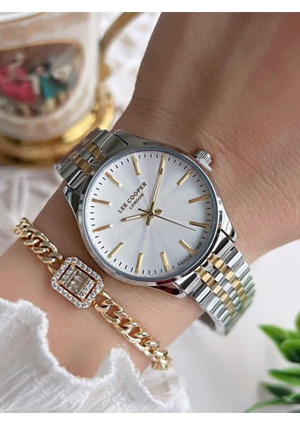 Çelik Kordonlu 3 Atm Suya Dayanıklı Kadın Kol Saati VS.BLKT.0631