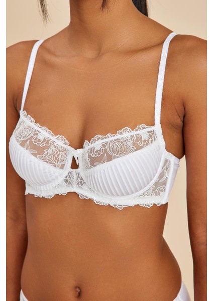 Paris Ekru Balenli Dantelli Dolgusuz Balkonet Sütyen