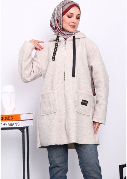 Taş Kapşonlu Cepli Buklet Kaban modelleri