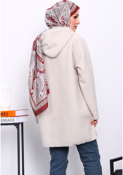 Taş Kapşonlu Cepli Buklet Kaban fırsatları