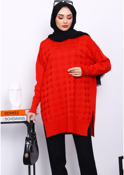 Kırmızı Kazayağı Desenli Soğuk İplik Triko Tunik modelleri