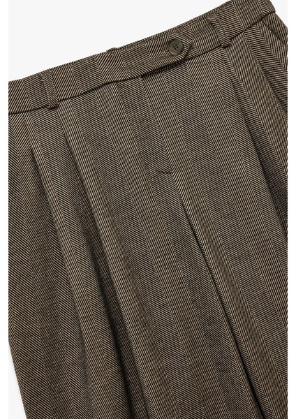 Kadın Koton x Sima Tarkan - Cepli Pile Detaylı Geniş Paça Palazzo Pantolon 6WAK40073EW modelleri