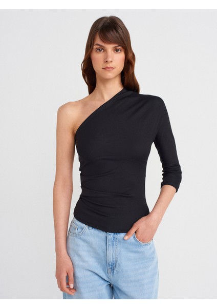 Pile Detaylı Tek Kol Bluz modelleri