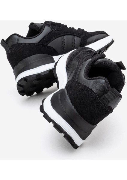 Bağcılklı Kadın Spor Ayakkabı Siyah Beyaz fırsatları