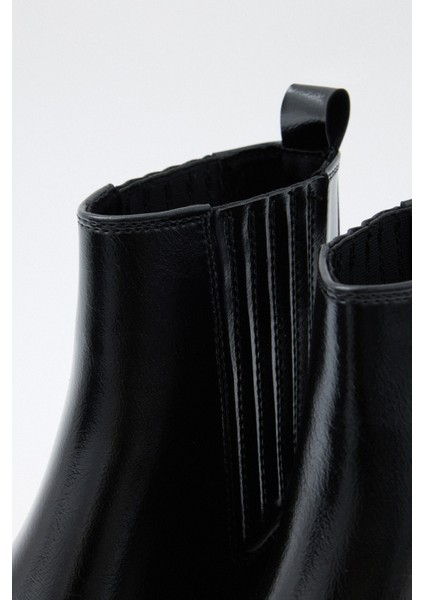 Bot 2521 - Yanları Lastikli Bilek Boy Siyah Kadın Bot fiyatları