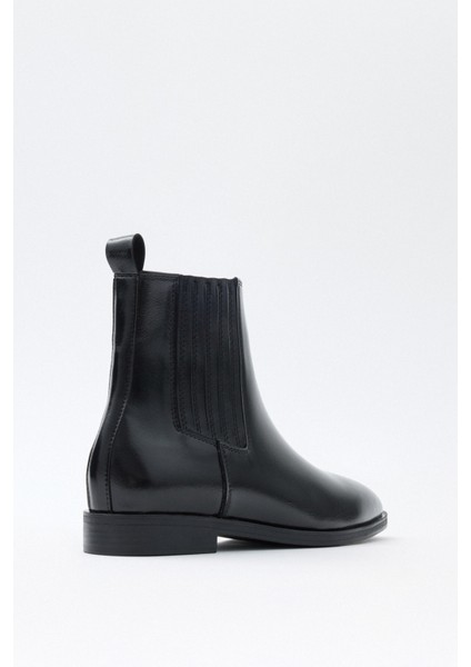 Bot 2521 - Yanları Lastikli Bilek Boy Siyah Kadın Bot fırsatları