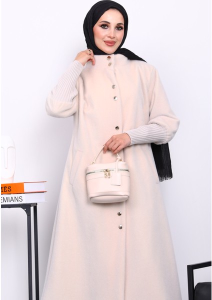 Krem Düğmeli Angora Kaban modelleri