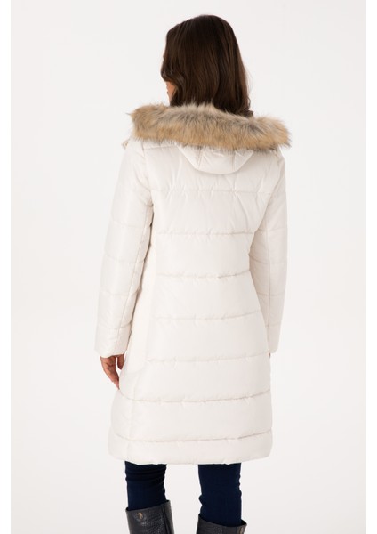 Kadın Kaban 50308001-VR256 indirimleri