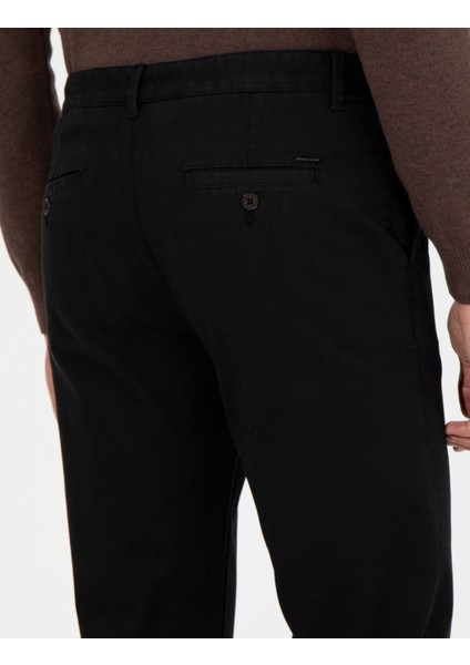 Erkek Siyah Regular Fit Kanvas Pantolon 50259782-VR046