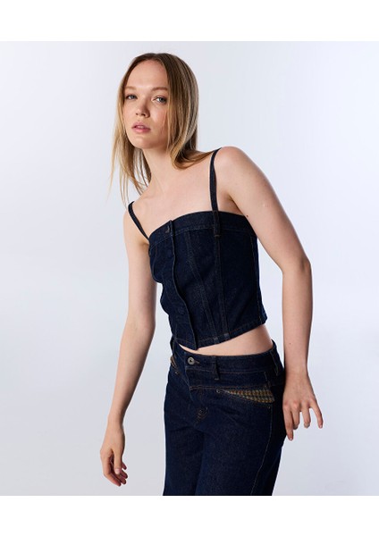 KARE YAKA CROP BLUZ TW6250006075629 modelleri