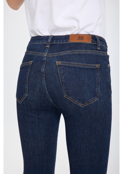 Julia 92 Normal Bey Koyu Rinse Crop Flare Jeans Kadın modelleri