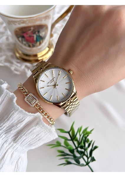 Çelik Kordonlu 3 Atm Suya Dayanıklı Kadın Kol Saati VS.BLKT.0630 fiyatları