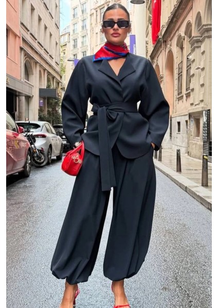 Kadın Kemer Detaylı Blazer Ceket Şalvar Pantolon Şık Takım fırsatları