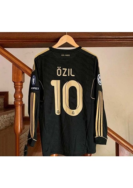 R.madridd 2011/12 Sezonu Mesut Özil Nostalji Deplasman Forması modelleri