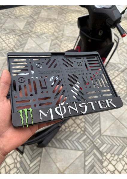 Monster Pençe 3D Motor Plakalık Takmatik Pleksi
