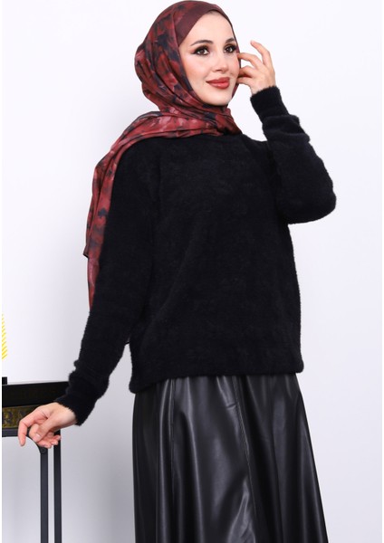 Siyah Bisiklet Yaka Angora Yumoş Triko Kazak