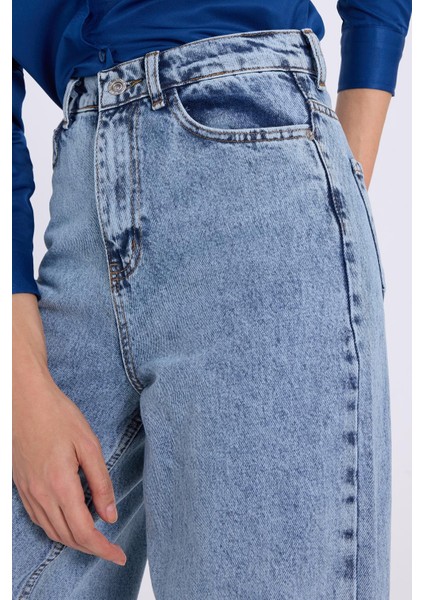Kadın Regular Fit Klasik Kesim Baggy Pamuklu Geniş Paça Mavi Jean Pantolon modelleri