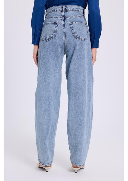 Kadın Regular Fit Klasik Kesim Baggy Pamuklu Geniş Paça Mavi Jean Pantolon