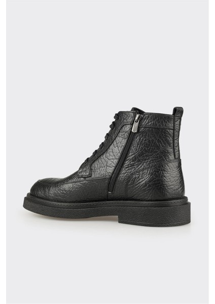 Siyah Deri Erkek Günlük Bot modelleri