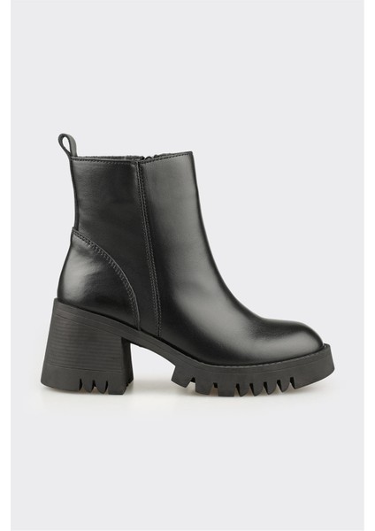 Siyah Deri Kadın Günlük Bot