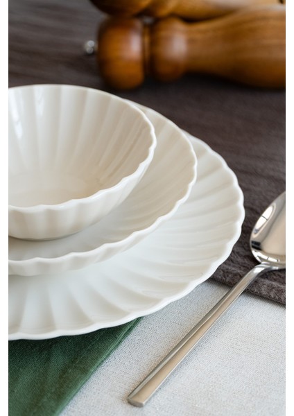 Derya 18 Parça 6 Kişilik Porselen Yemek Takımı