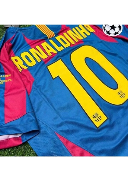 Fc. B.a.r.c.e.l.o.n.a 2008-2009 Sezonu Ronaldinho Nostalji Forması modelleri
